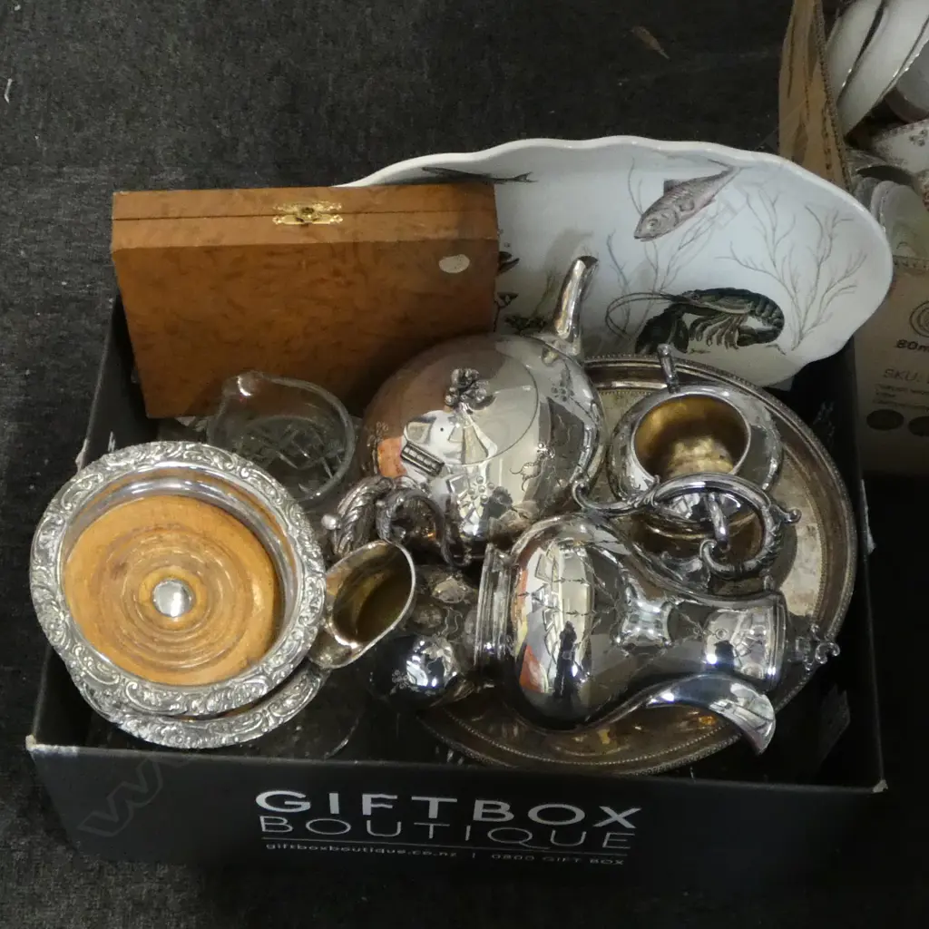 ASST. CRYSTAL, SILVER PLATE, PR WINE COASTERS ETC Image 1++