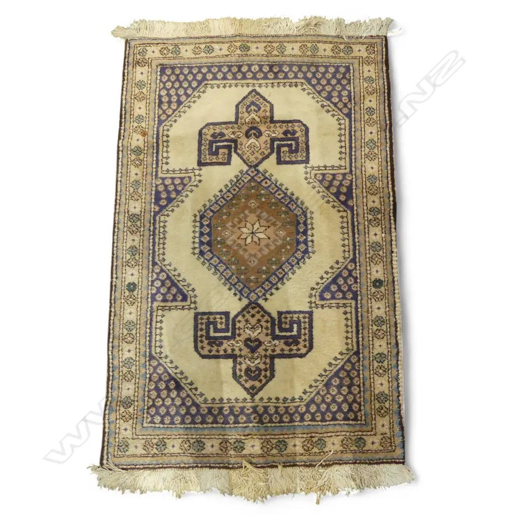 IRANIAN ARDEBIL ALL WOOL RUG, 1300x840mm Image 1++