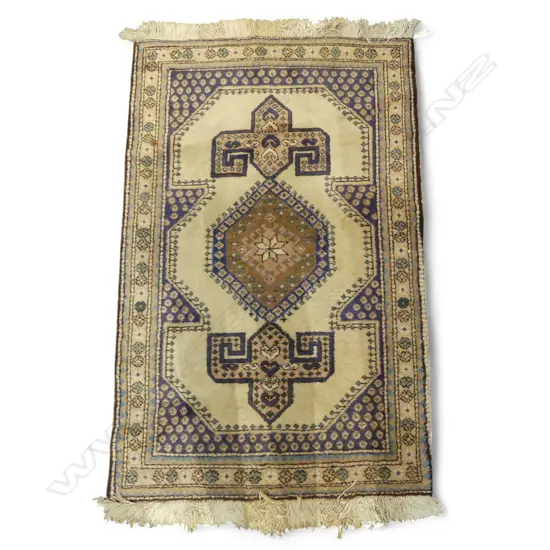 IRANIAN ARDEBIL ALL WOOL RUG, 1300x840mm