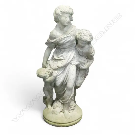 CONCRETE GARDEN FIGURE GROUP H.735mm