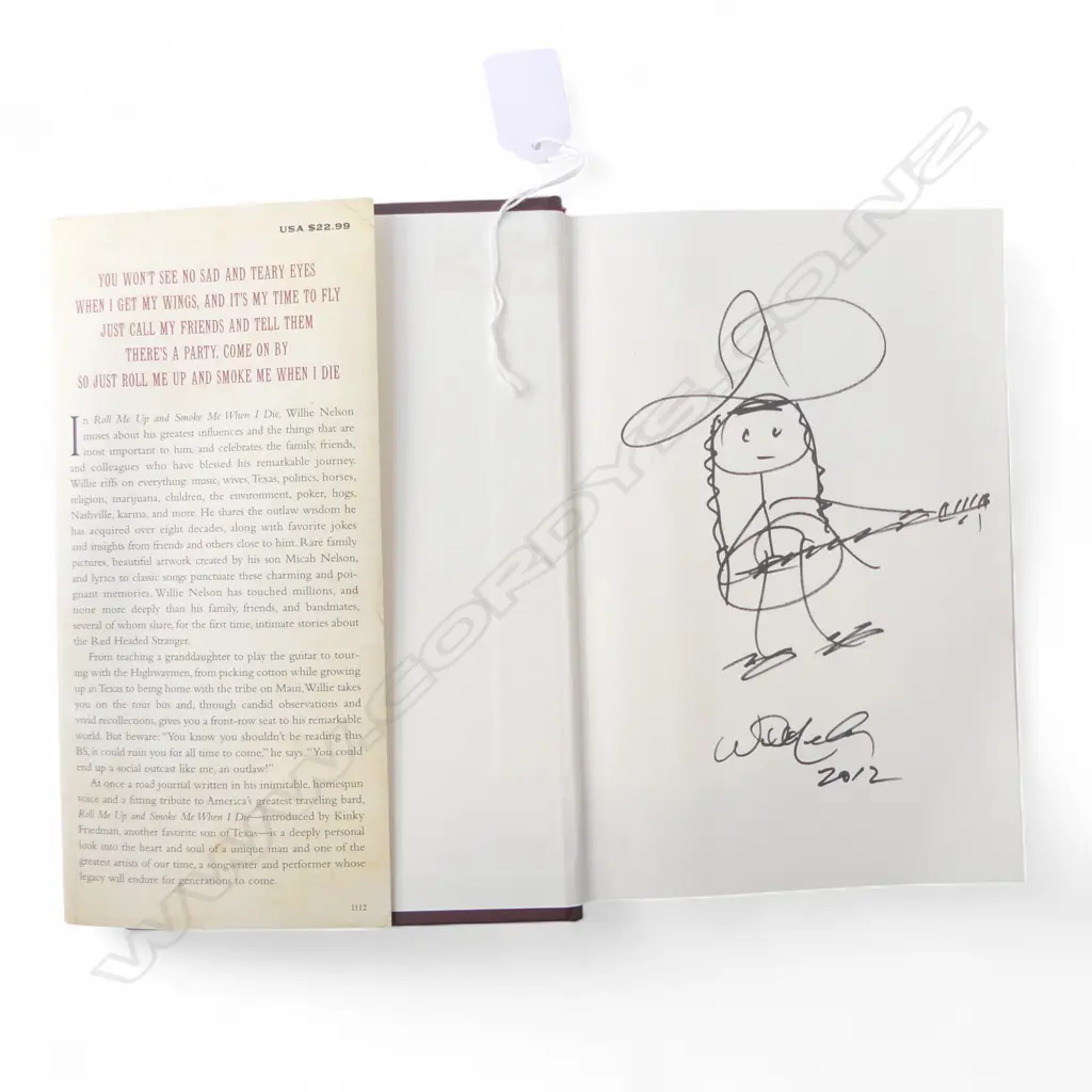 SIGNED COPY? WILLIE NELSON 'ROLL ME UP AND SMOKE ME WHEN I DIE' BOOK Image 1++