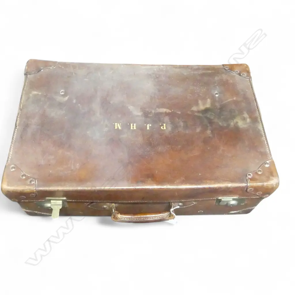 VINTAGE LEATHER TRAVEL TRUNK 610x370x210mm Image 1++