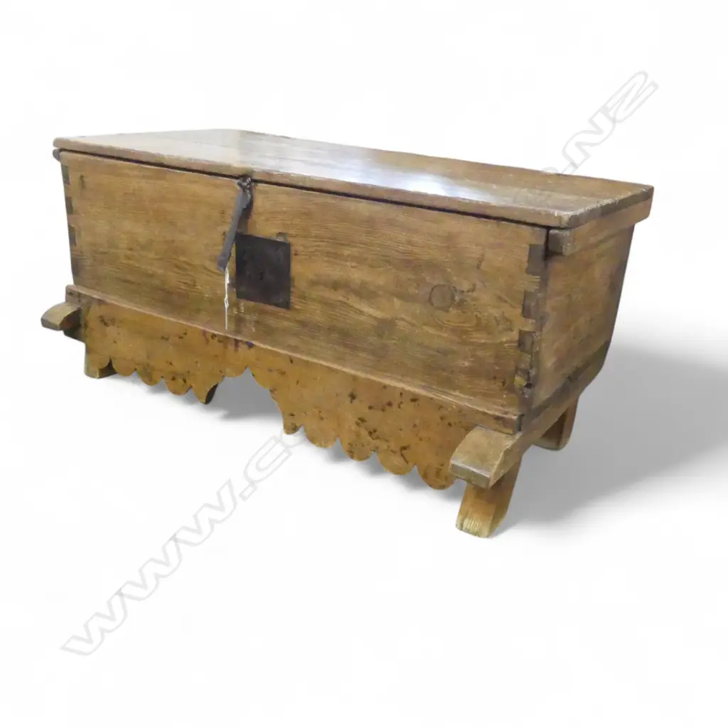 SPANISH COFFER TRUNK W.900mm Image 1++