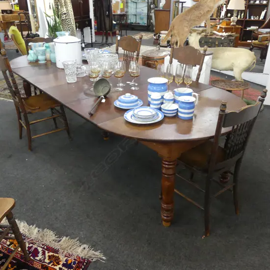 VICTORIAN MAHOGANY DINING TABLE EX HUKA LODGE 2950x1215mm (4 LEAVES 3x450, 1x400)