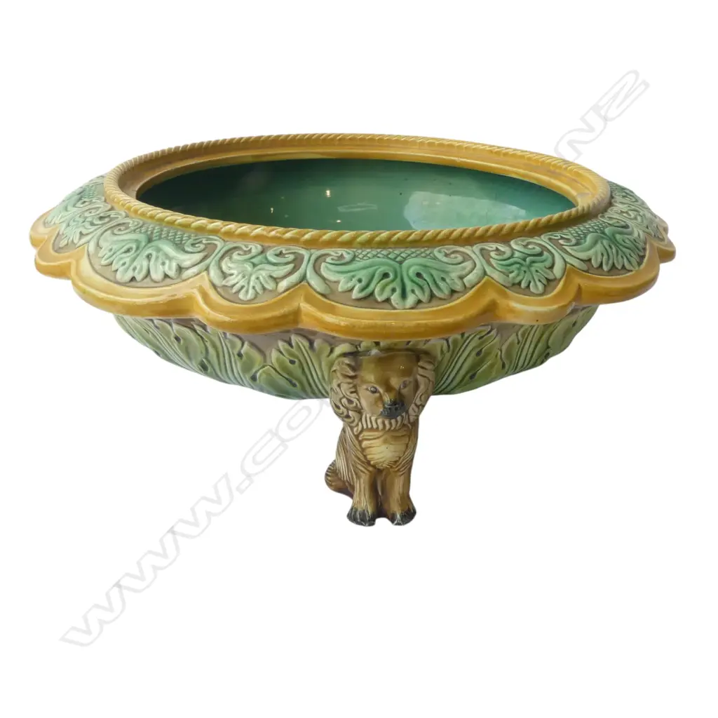 GEORGE JONES? MAJOLICA BOWL, 3 DOG FEET, SOME FAULTS 430mm dia Image 1++