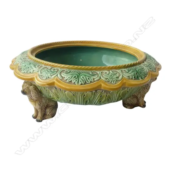 GEORGE JONES? MAJOLICA BOWL, 3 DOG FEET, SOME FAULTS 430mm dia