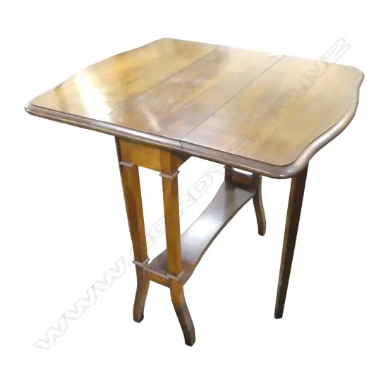 SMALL MAHOGANY DROP SIDE TABLE W.605mm