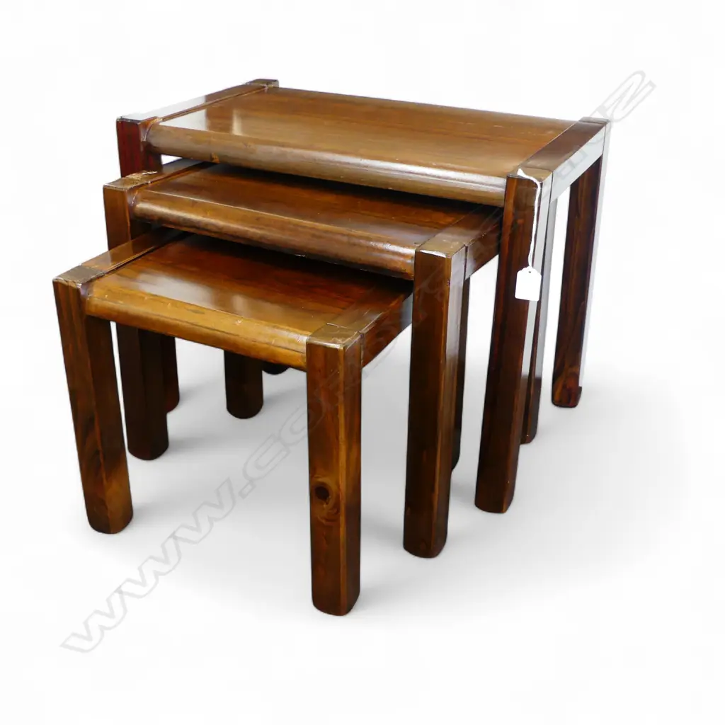 3 NESTING TABLES W.530mm Image 1++