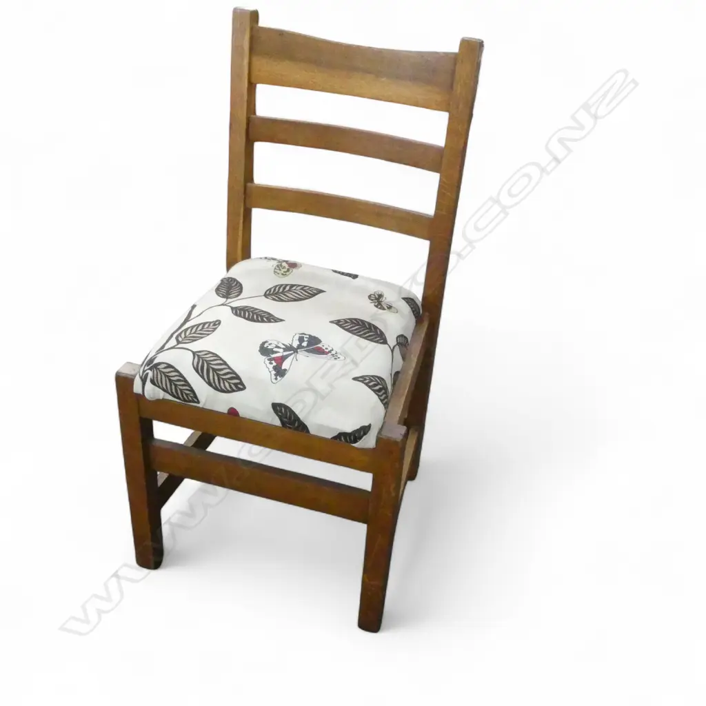 EARLY 20thC OAK DINING CHAIR Image 1++