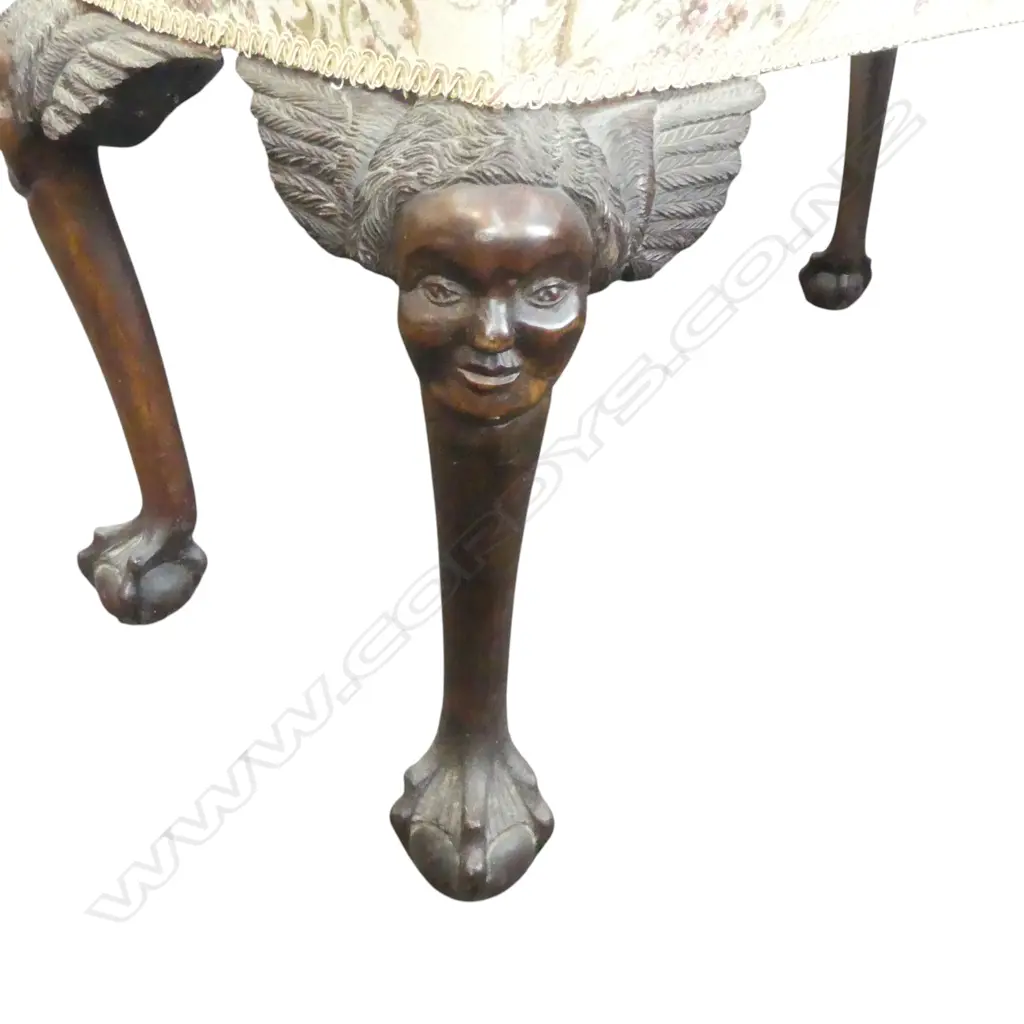 UPHOLSTERED STOOL W.1000mm Image 1++