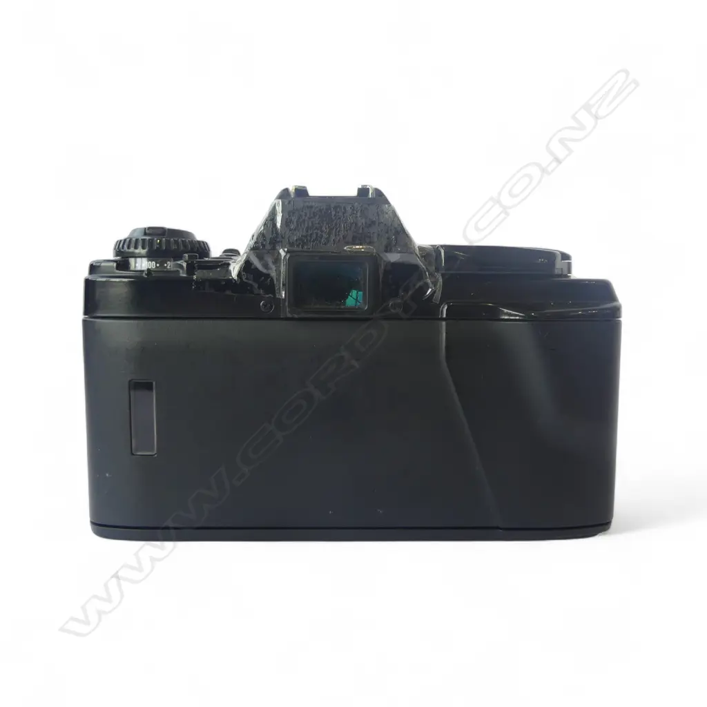 Minolta X -300s 35mm Film Camera and Zoom Lens with Canon EOS Bag - Untested Image 1++