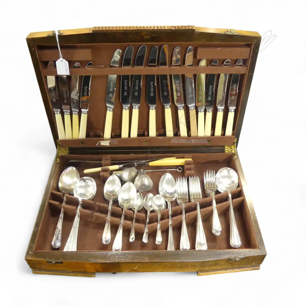 DECO EP CUTLERY CANTEEN W.460mm Image 1++