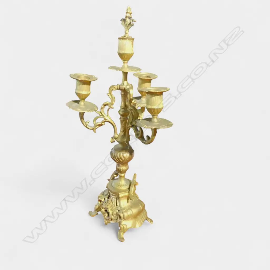 GOLD METAL 3 ARM CANDLESTICK H.415mm Image 1++