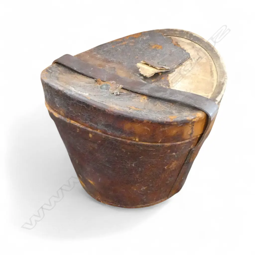 LEATHER HAT BOX H.260mm Image 1++
