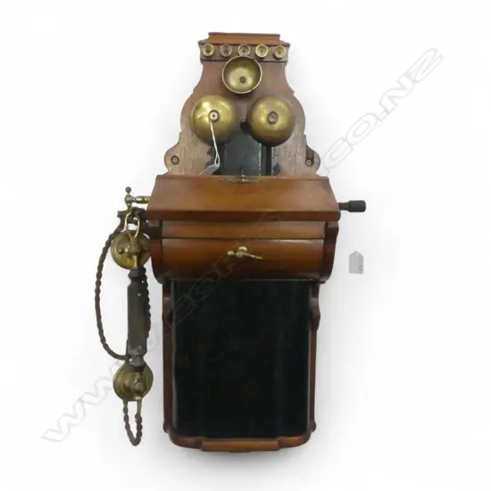 ANTIQUE WALL PHONE H.710mm