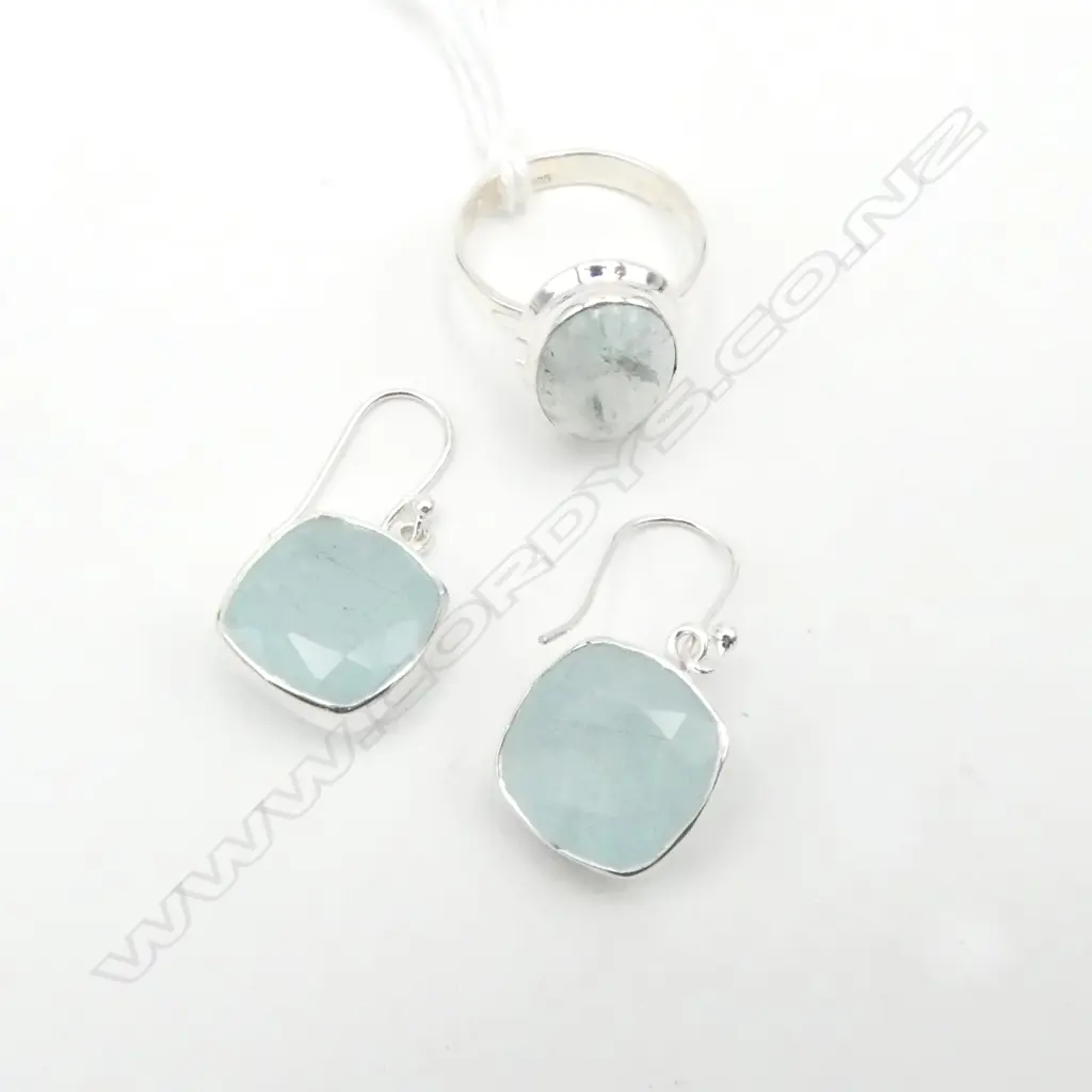 SILVER AQUAMARINE RING SIZE R & EARRING SET Image 1++