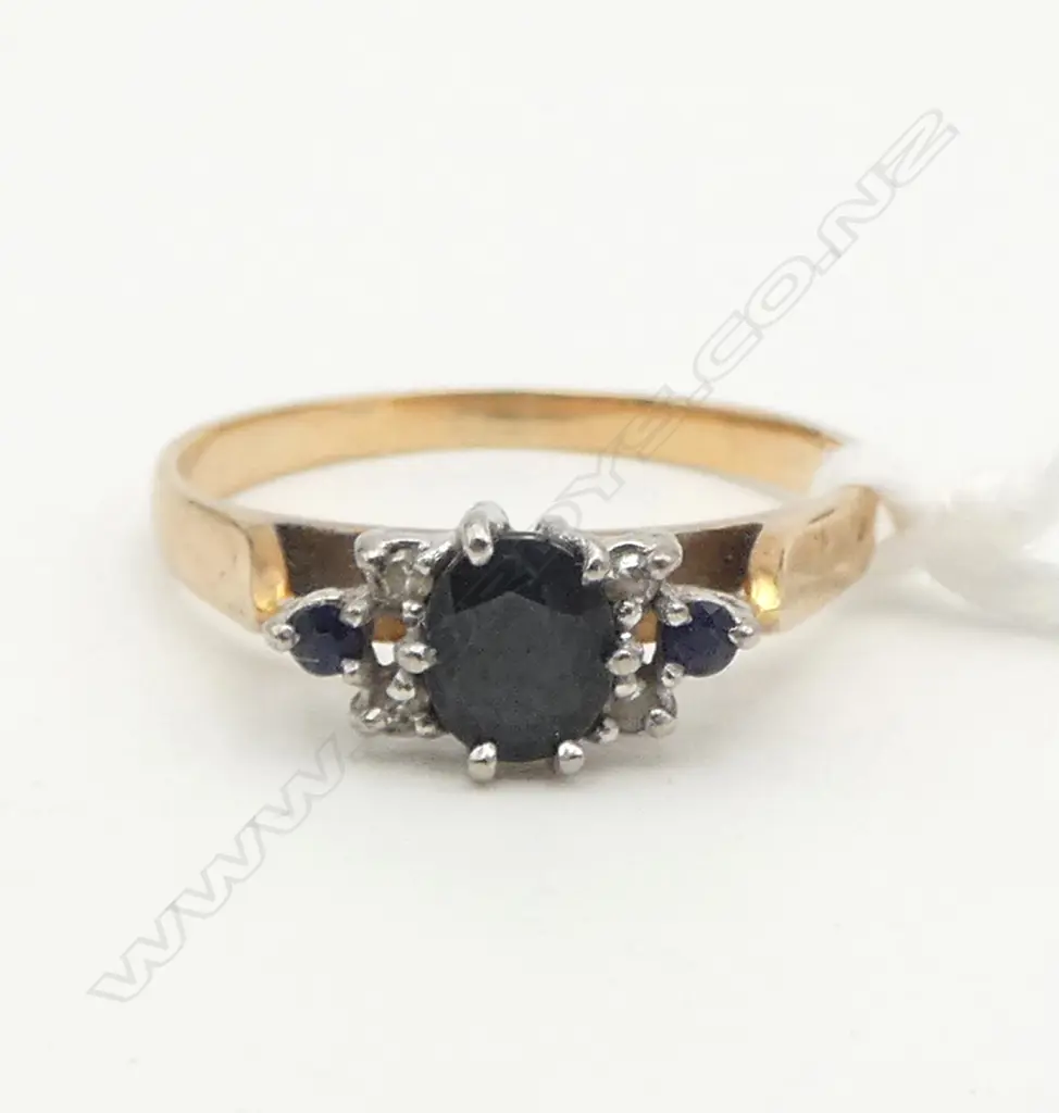 9ct GOLD SAPPHIRE & DIAMOND RING 1.64gms SIZE L Image 1++