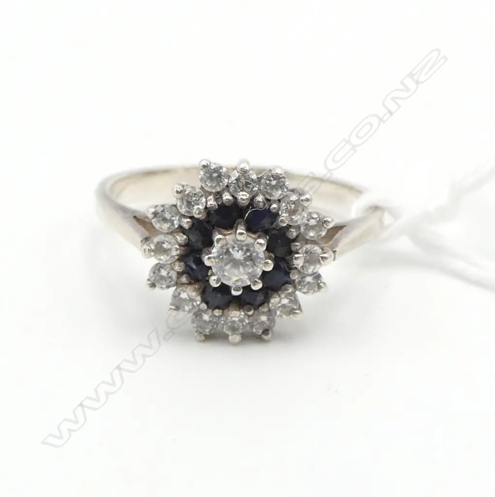 SILVER SAPPHIRE AND WHITE CZ STONE RING SIZE R Image 1++