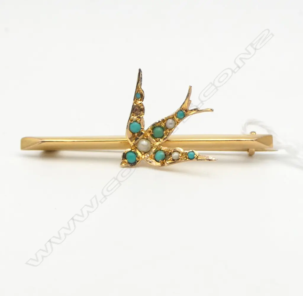 9ct SWALLOW BROOCH, 1.59gm Image 1++
