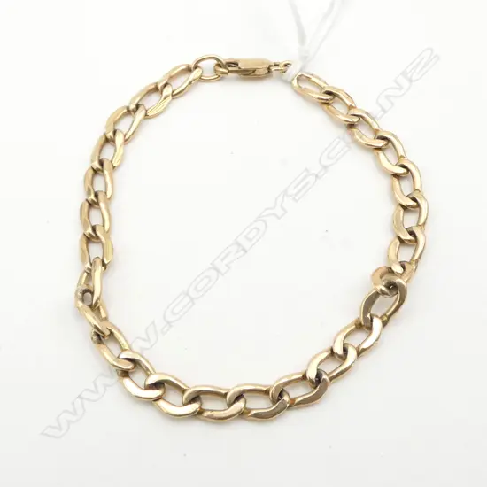 9ct GOLD FLAT CURB LINK BRACELET parrot beak clasp 10.8gms