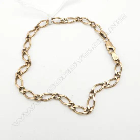 9ct FLATTENED CURB LINK BRACELET 4.75gms