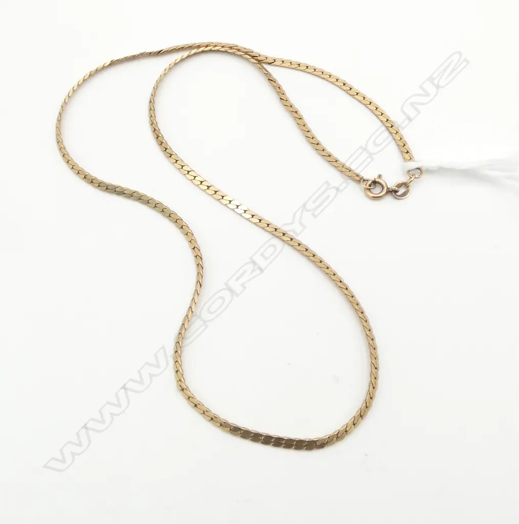 9ct GOLD FLAT LINK NECK CHAIN L.400mm 5.75gms  Image 1++