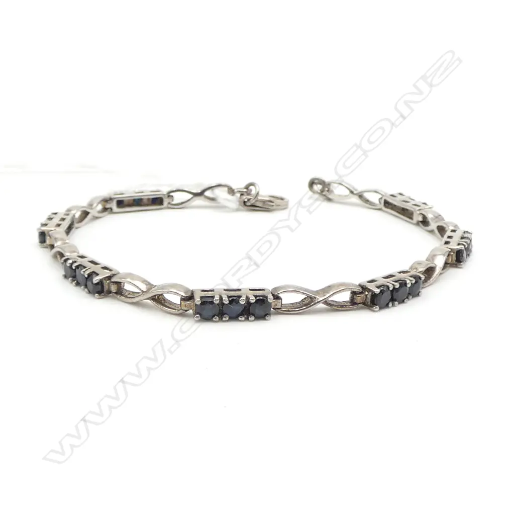 SILVER & 21 faceted SAPPHIRE BRACELET parrot clasp  Image 1++