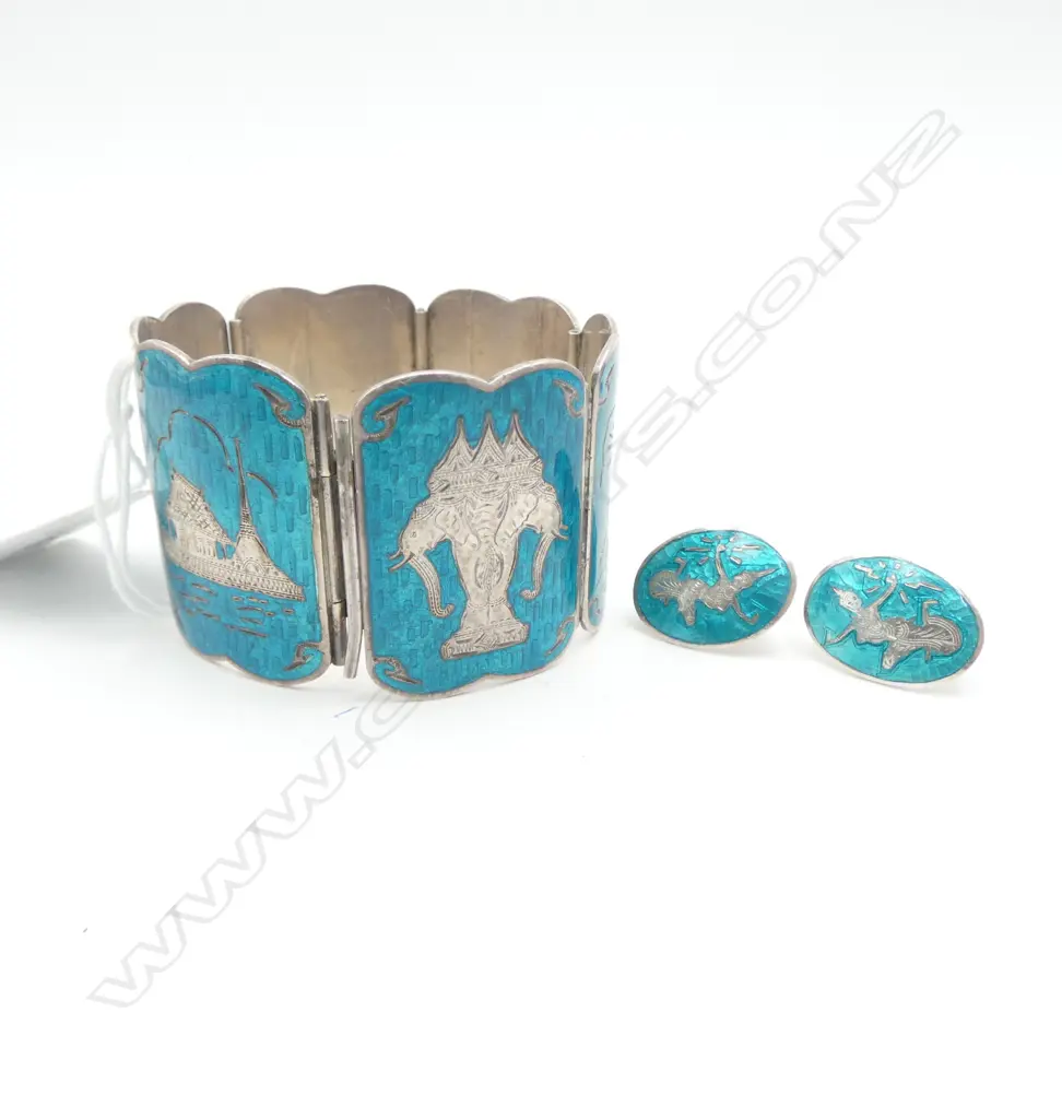 SET OF THAI S/SILVER & BLUE ENAMEL BRACLET & EARINGS 83GMS ****now combined w lot 5***** Image 1++