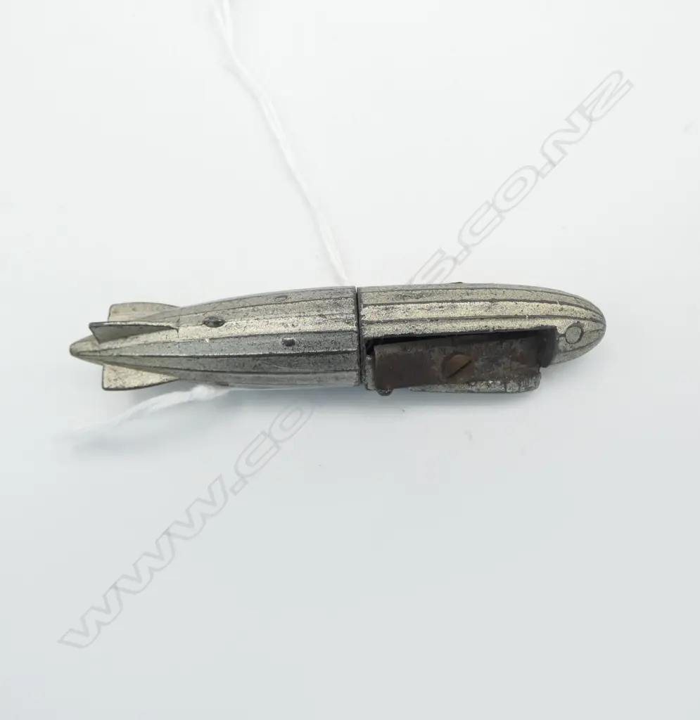 VINTAGE ZEPPLIN PENCIL SHARPENER 2 piece silvered finish Image 1++