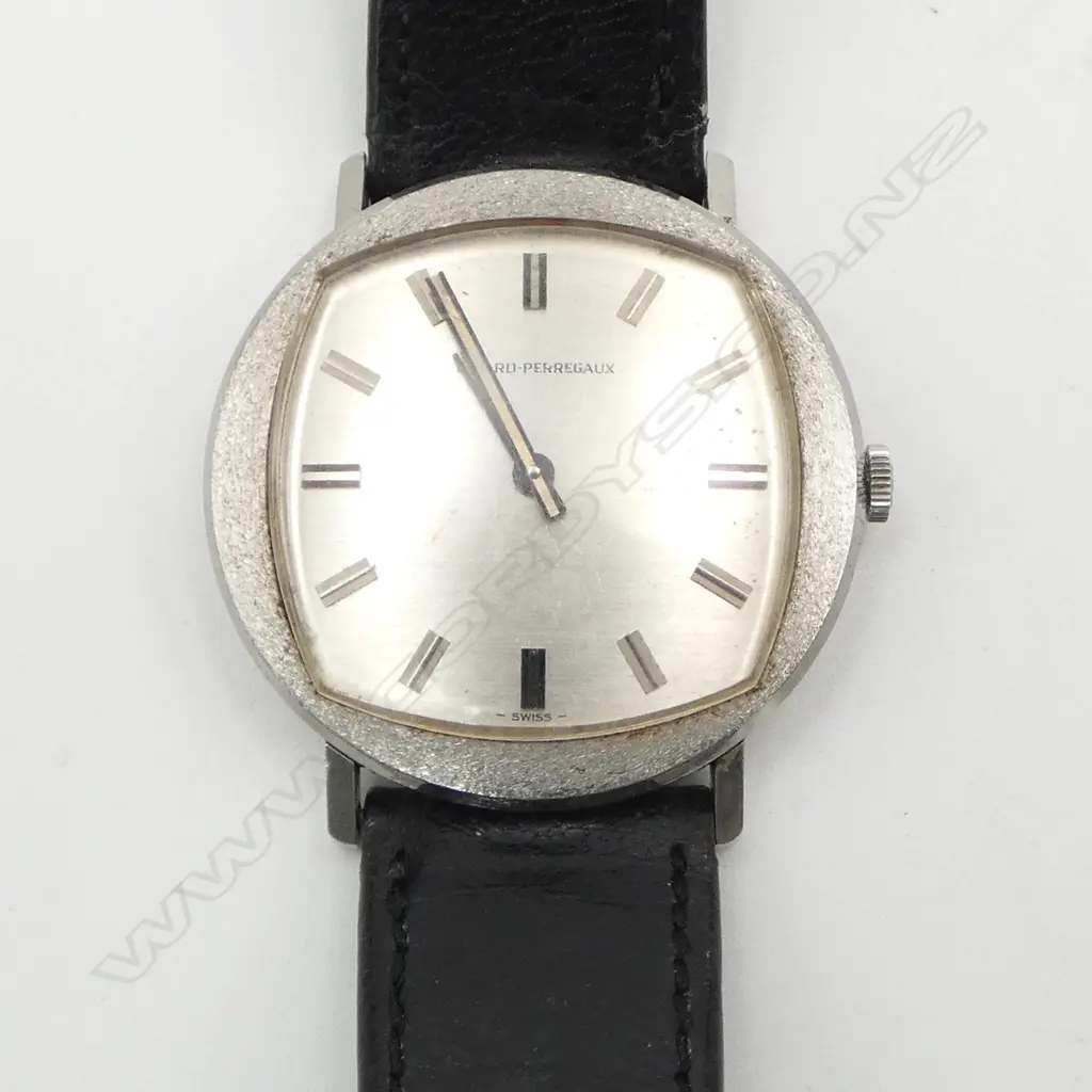 VINTAGE 1970 GIRARD-PERRAGAUX GENTS STAINLESS WRISTWATCH slimline. Manual wind.  Running Image 1++