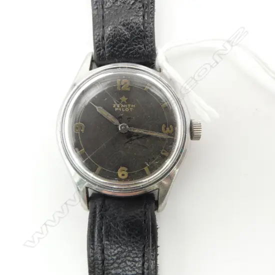 1940'S ZENITH 'PILOT' black dial GENT'S WRISTWATCH not running properly