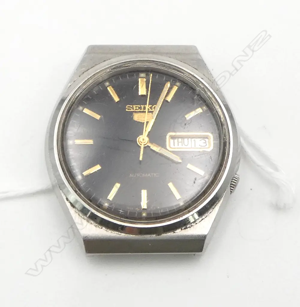 VINTAGE SEIKO 5 shiny black dial running no strap Image 1++