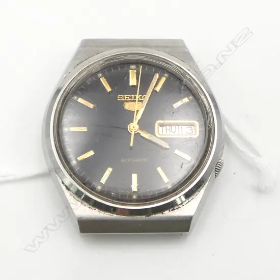 VINTAGE SEIKO 5 shiny black dial running no strap