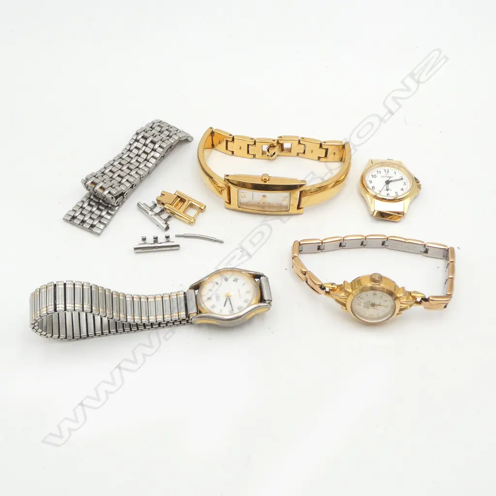parts4 VINTAGE LADIES WRISTWATCHES with some parts Image 1++