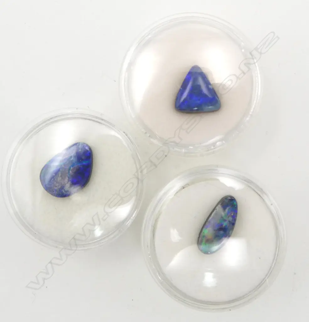 3 AUS. OPAL DOUBLETS; 3.01ct, 4.1ct & 3.34ct Image 1++