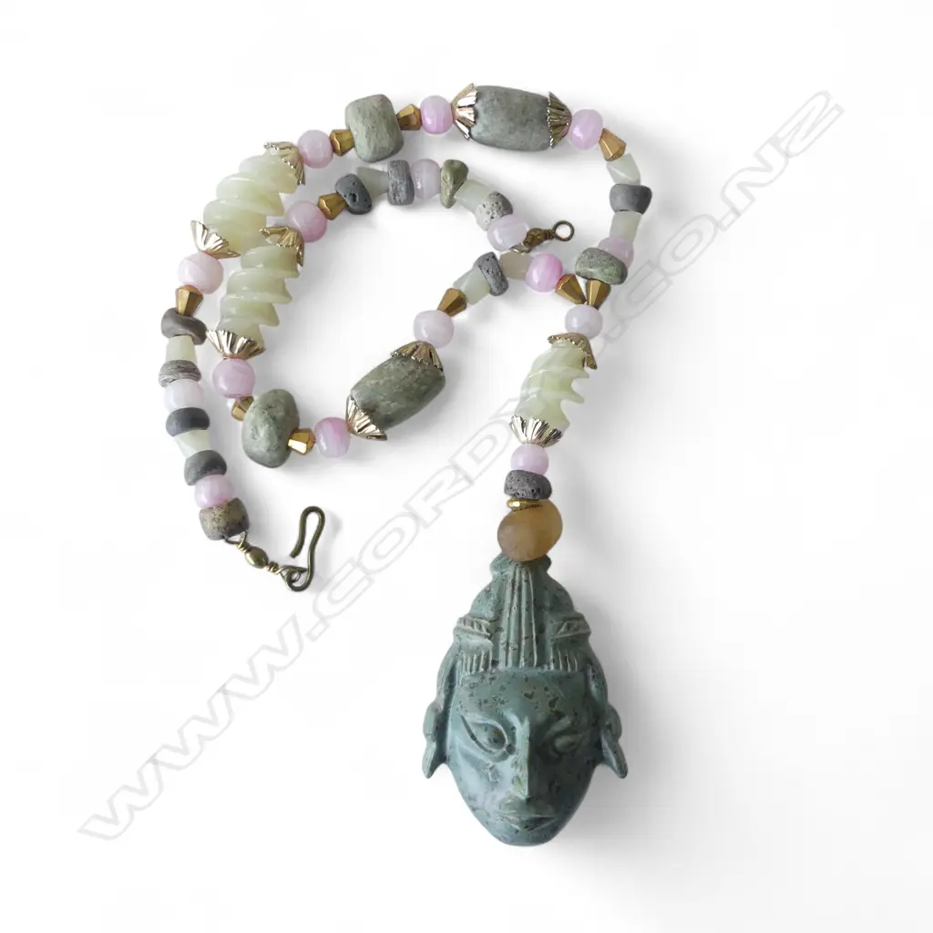 UNUSUAL 1960s BOXED MEXICAN STONE NECKLACE, L.460mm Image 1++