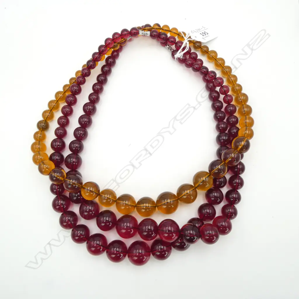 3 STRINGS CHERRY/COGNAC COLOURED GRADUATING BEADS Image 1++