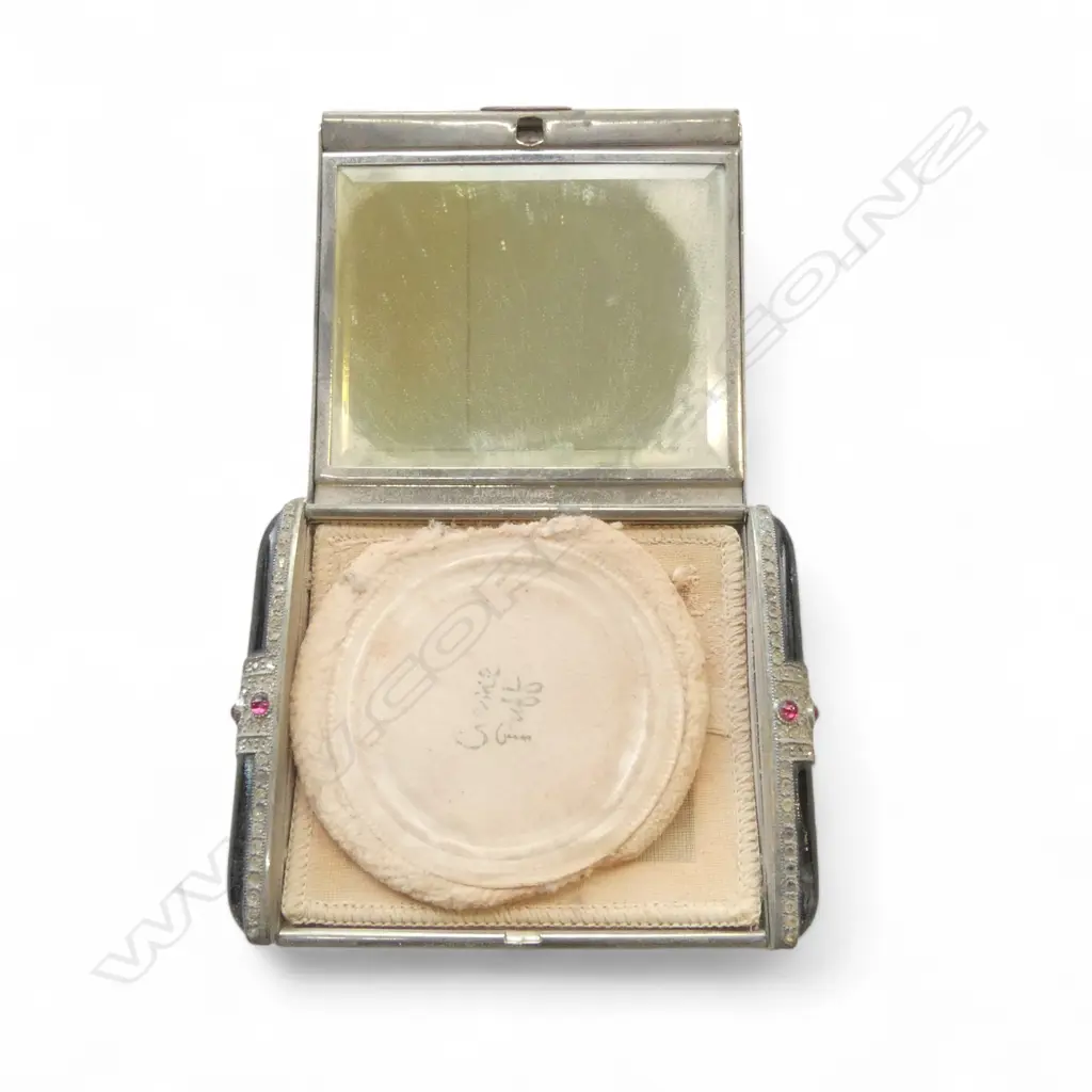 ART DECO S/PLATE & DIAMANTE POWDER COMPACT w leather pouch Image 1++