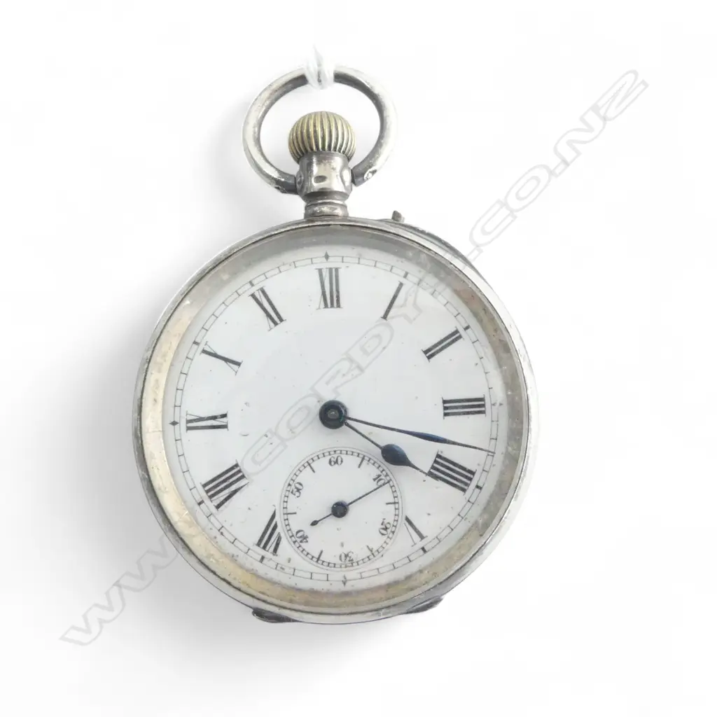S/SILVER POCKET WATCH NOT GOING Image 1++