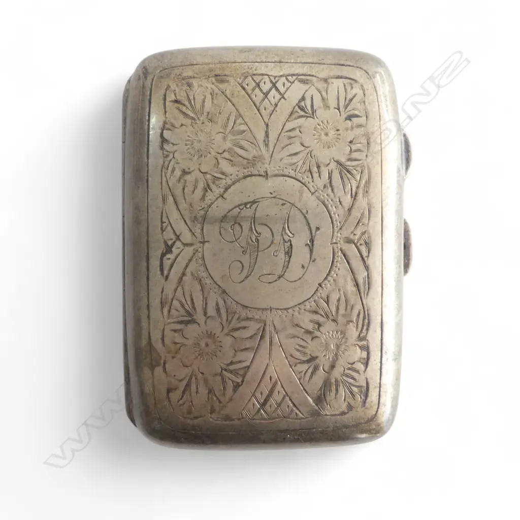 Birmingham 1919 SILVER ENGRAVED CIGARETTE CASE 61gms Image 1++
