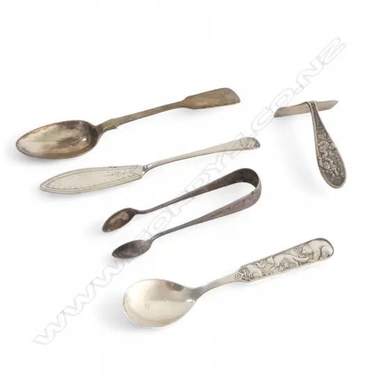 S/SILVER TONGS BUTTERKNIFE 2 SPOONS & BABY PUSH 85GRMS