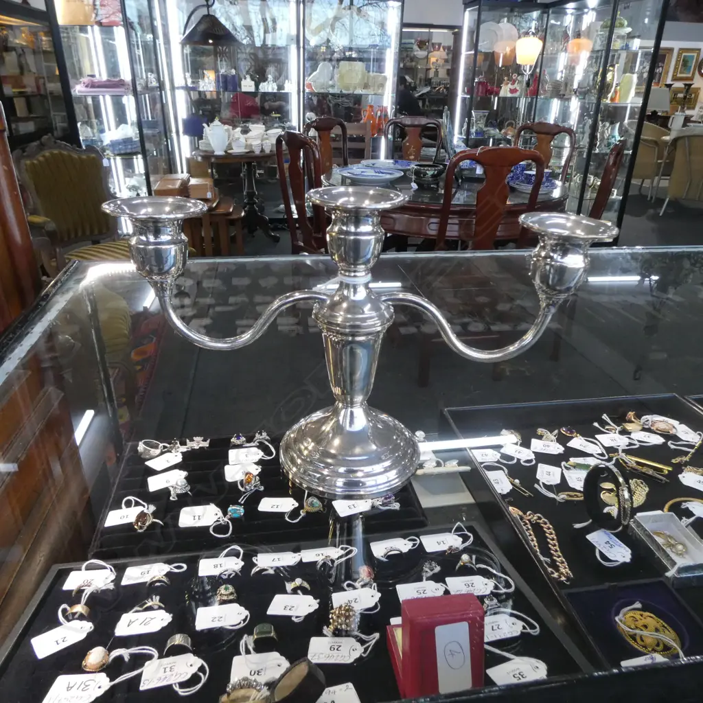 STG SILVER CANDLESTICK H.155mm W.250mm, WEIGHTED Image 1++