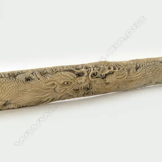 CARVED BONE w. FACING DRAGONS L.595mm