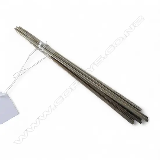 4 PRS SILVER CHOPSTICKS 153gms
