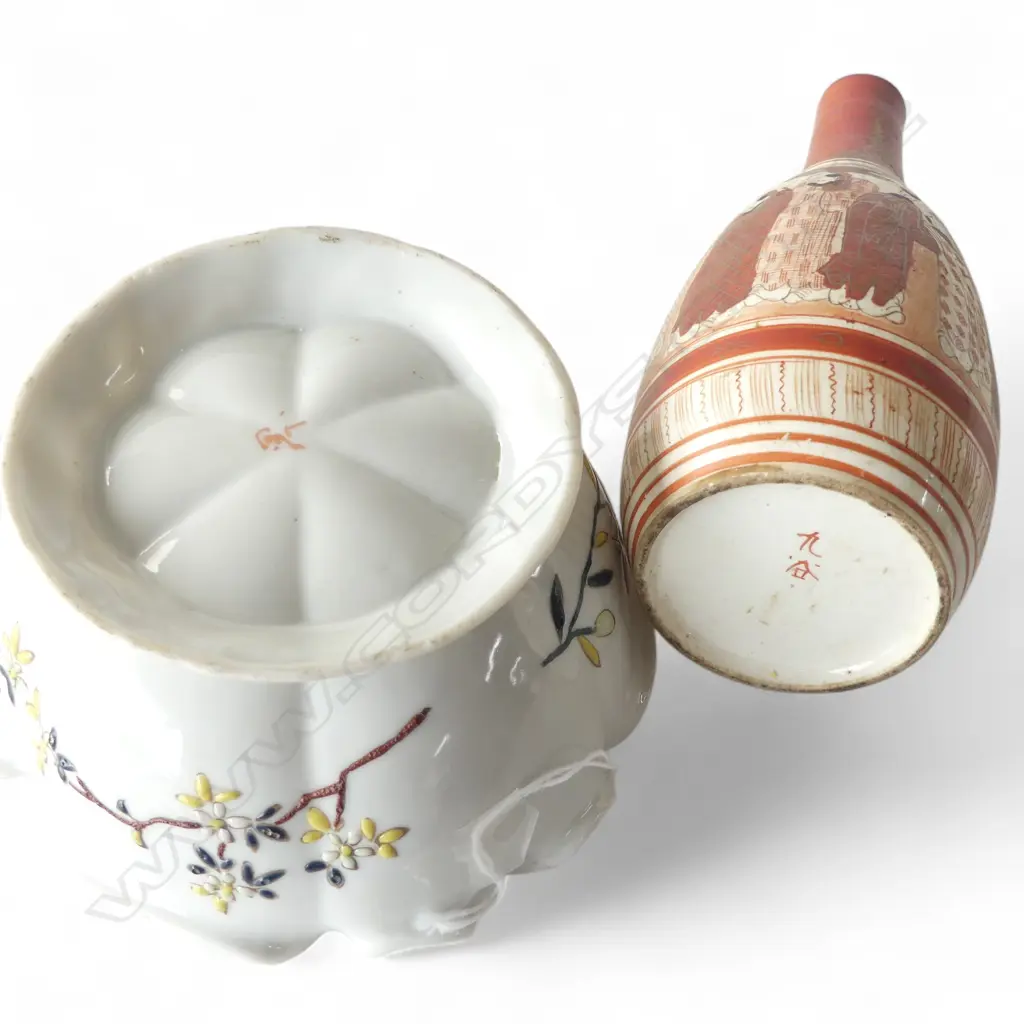 KUTANI VASE SMALL CHIP H190MM & JAPANESE PORCLAIN BOWL DIA150MM Image 1++