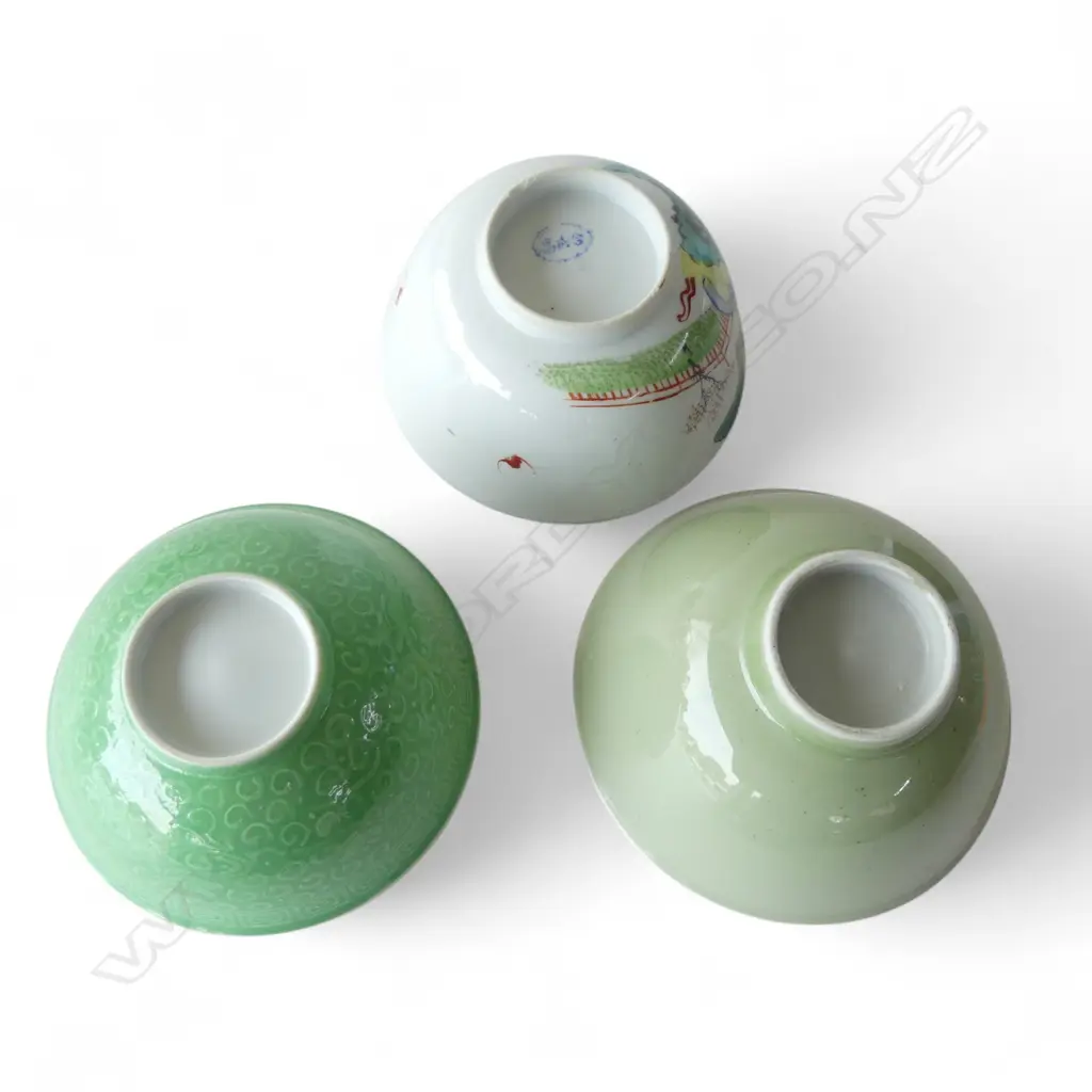 3 CHINESE BOWLS AF 130mm dia Image 1++