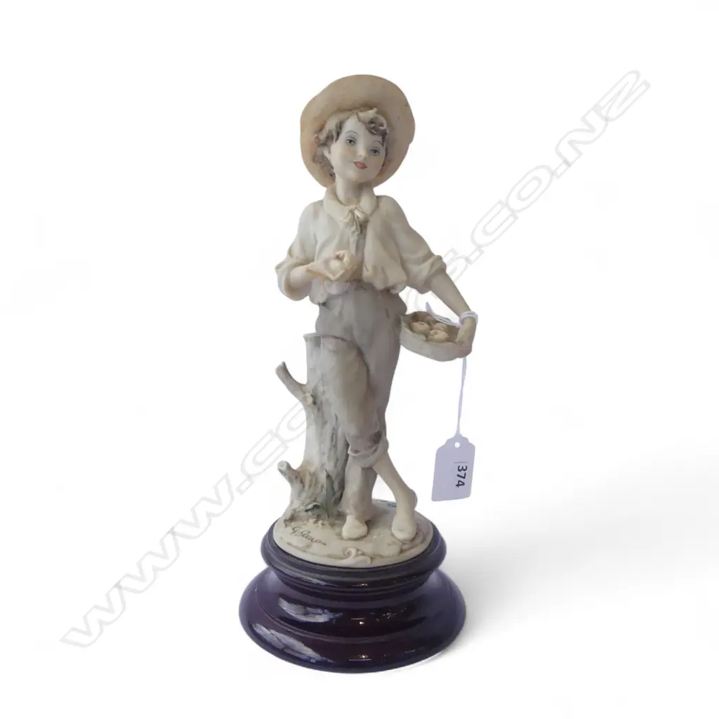 CAPODIMONTE ARMARNI FIGURE BOY WITH FRUIT H280MM Image 1++