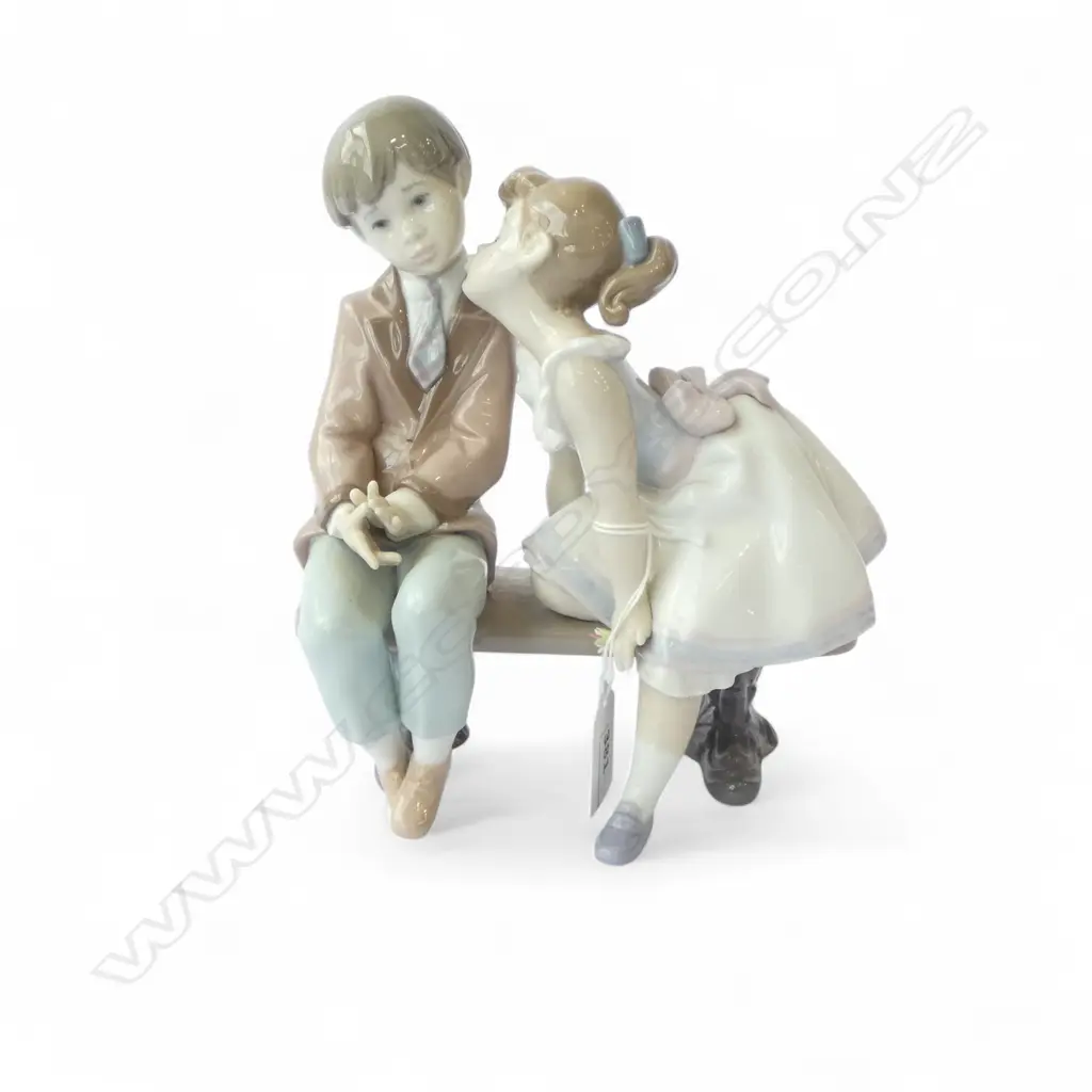 LADRO FIGURE GROUP 'TEN AND GROWING' H.200mm in box Image 1++