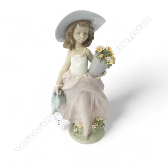 LLADRO FIGURE 'A WISH COME COME TRUE' H.240mm in box