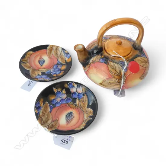 THREE JAPANESE PIECES INCL TWO SMALL DISHES AND TEA POT tube line decoration after Moorcroft